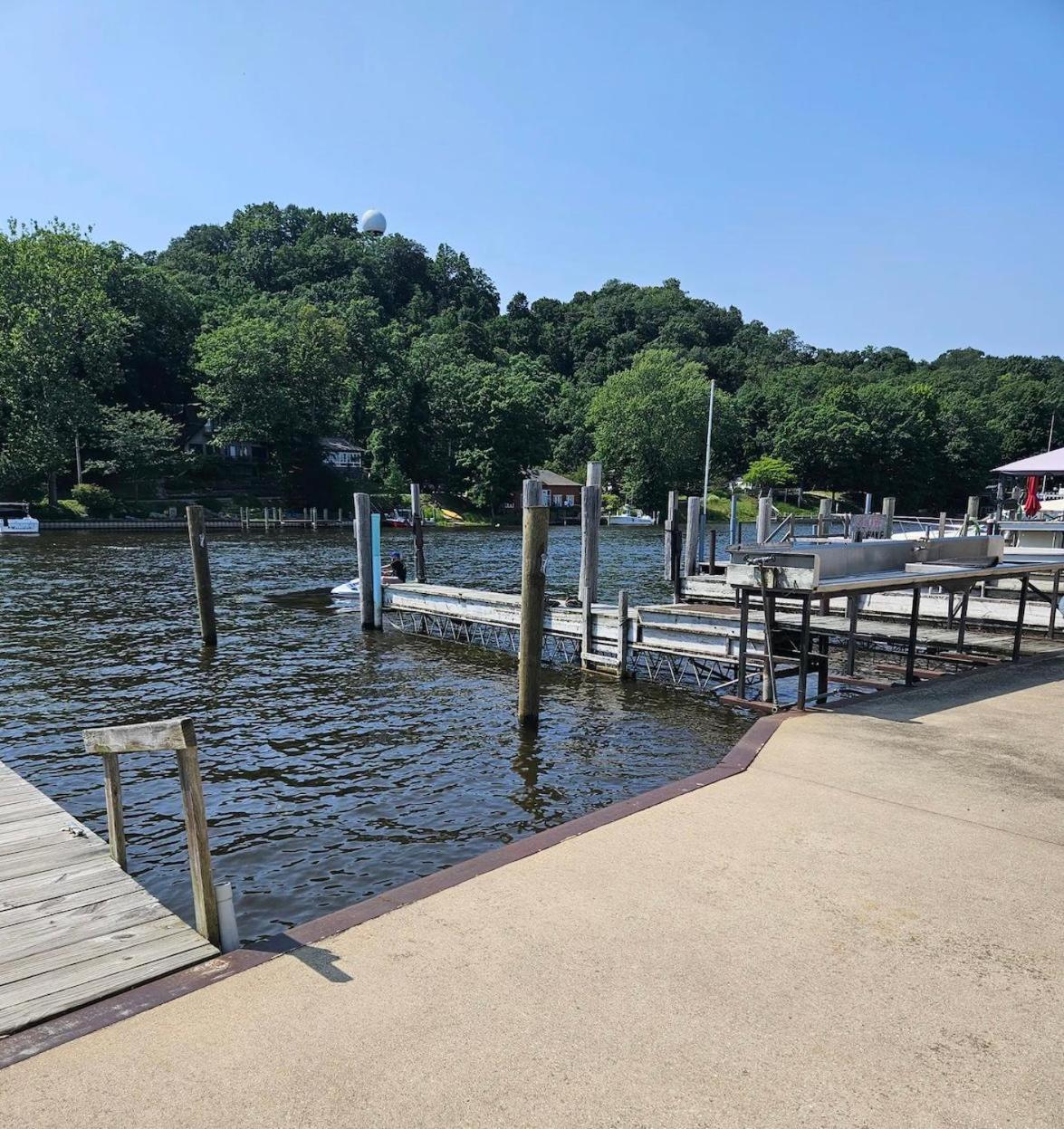 Riverside Suites - Unit A Saugatuck Εξωτερικό φωτογραφία